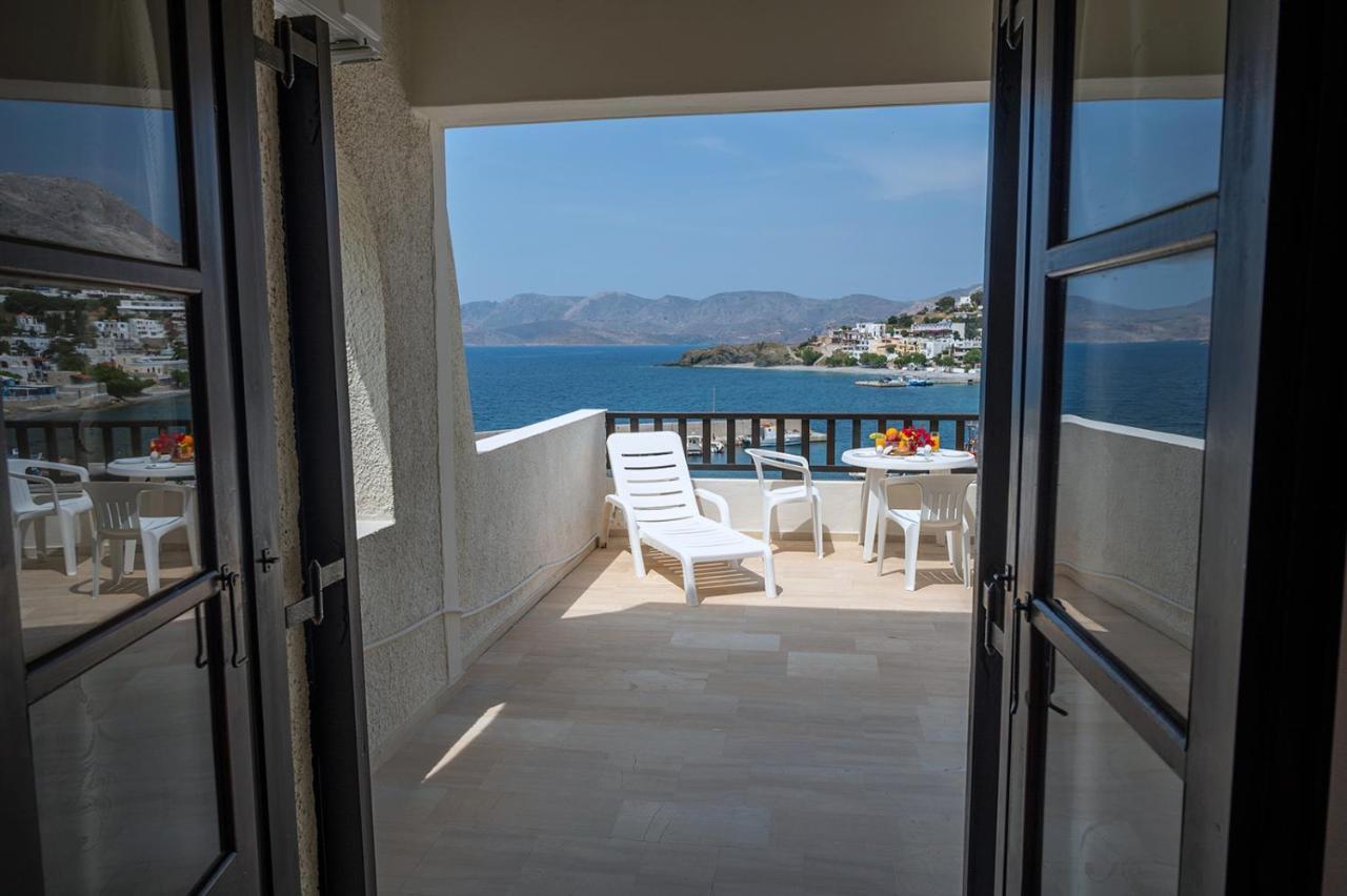 Pelagos Seafront Accommodation - Maria Myrties Exterior photo